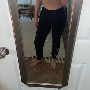 Lululemon adapted state high rise jogger airflow